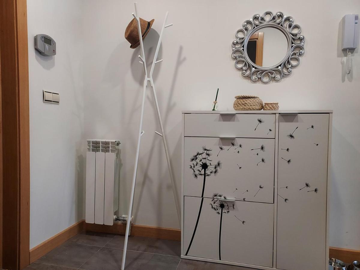 Villa Adosado En Con Chimenea Y Barbacoa Cirueña